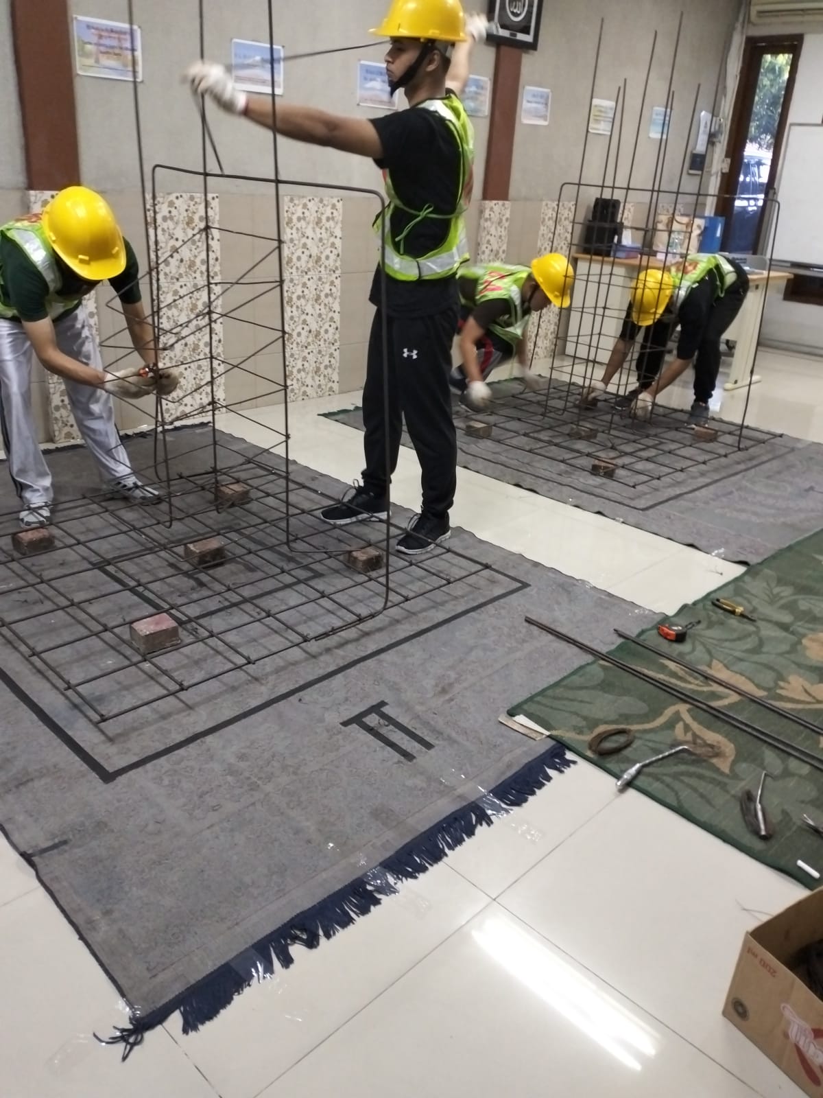 建設分野 PT SRIJATI GANDASARI